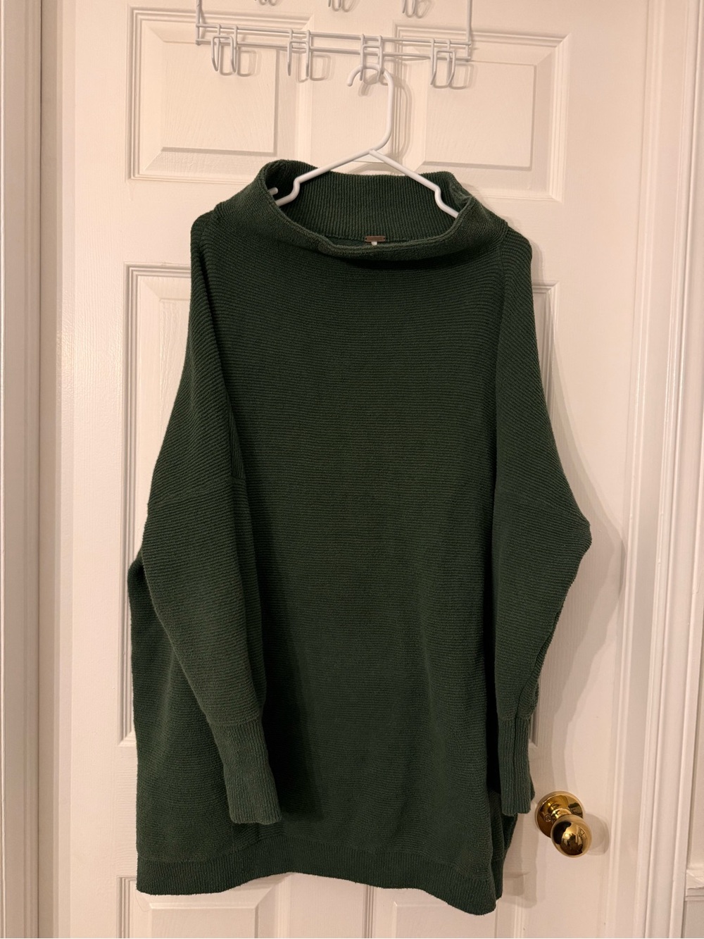 Free People Ottoman Slouchy Tunic Sweater in Aged Pine